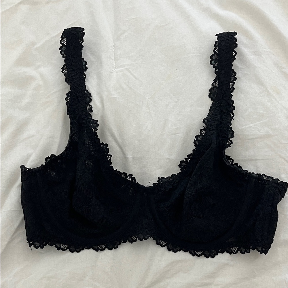 SKIMS lace balconette bra